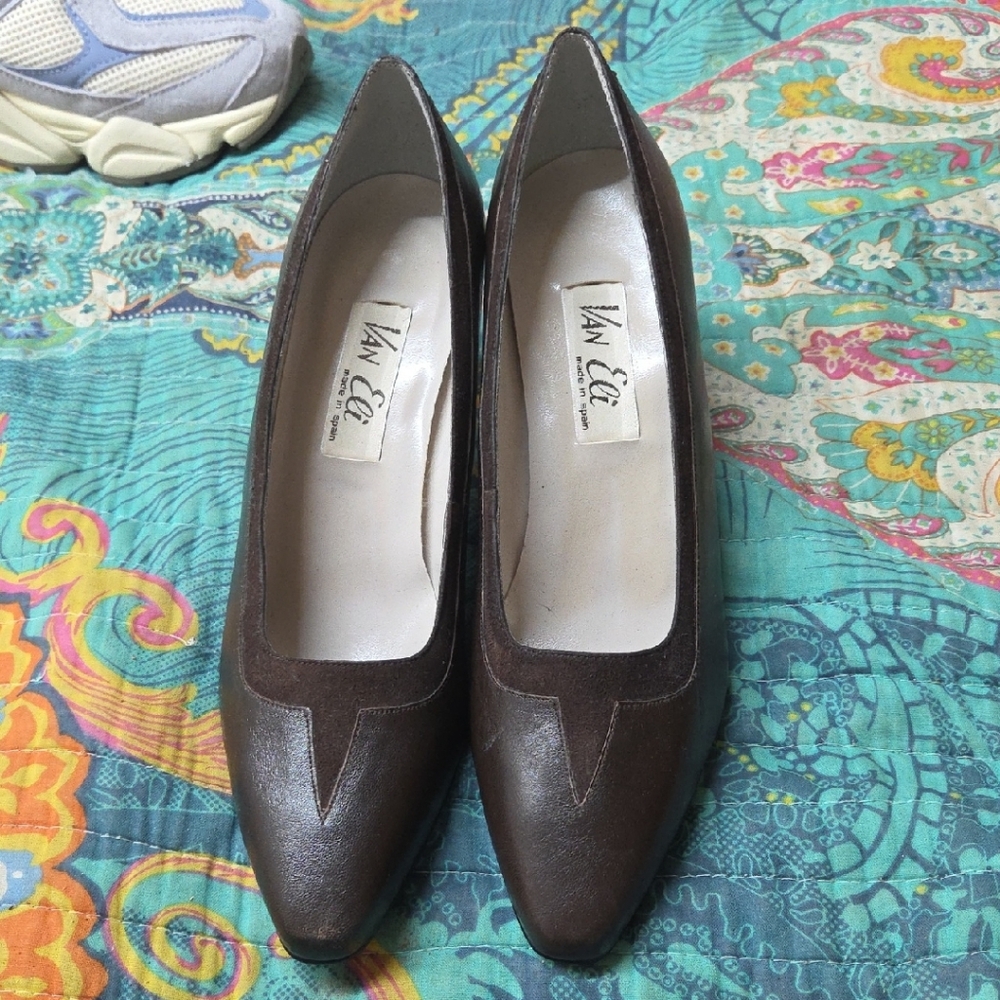 Van Eli Women's Dark Brown Heels